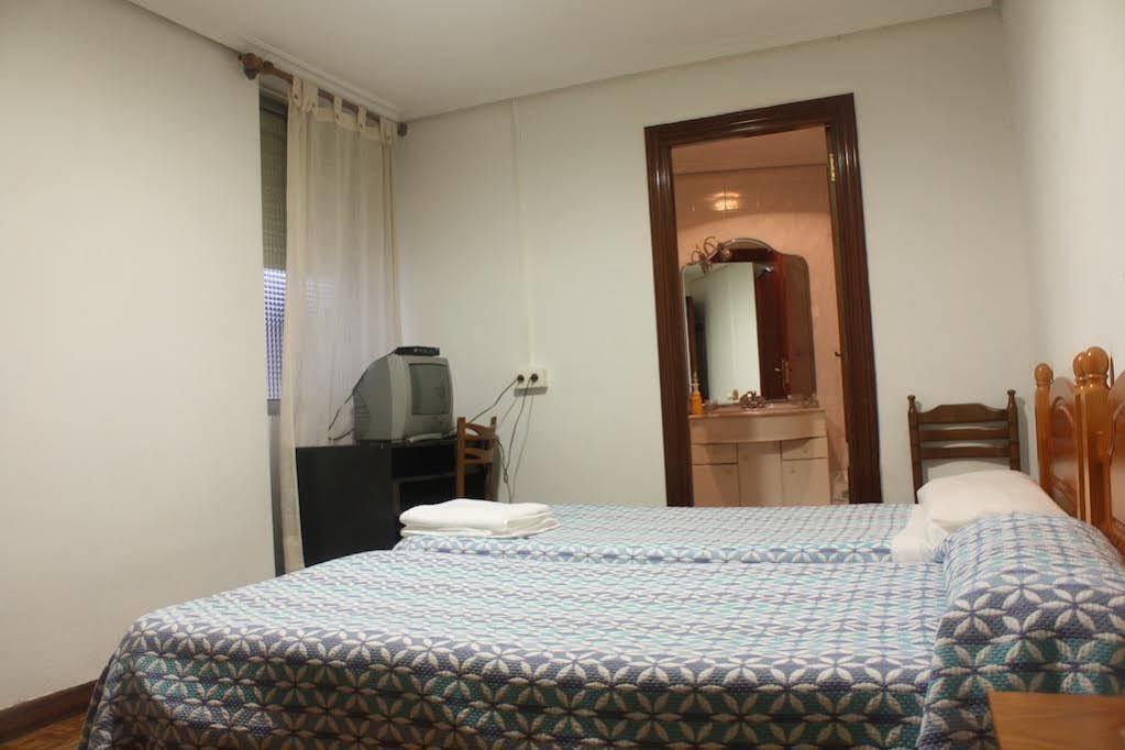 Hostal Temino Burgo Exteriör bild