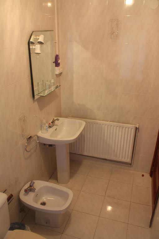Hostal Temino Burgo Exteriör bild